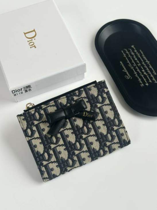 Picture of Dior Wallets _SKUfw239331654fw